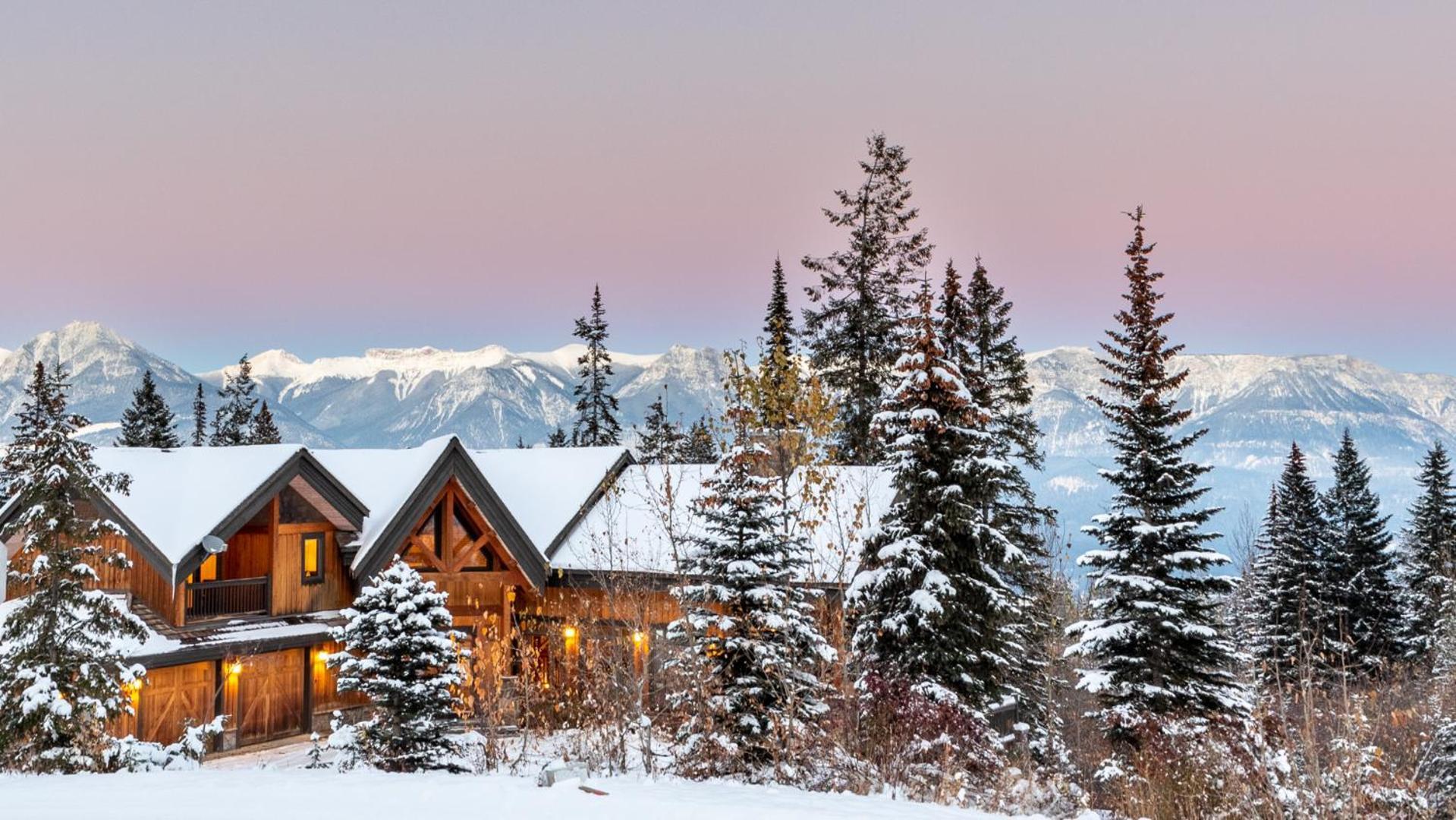 Lush Mountain Accommodations Golden Exterior foto